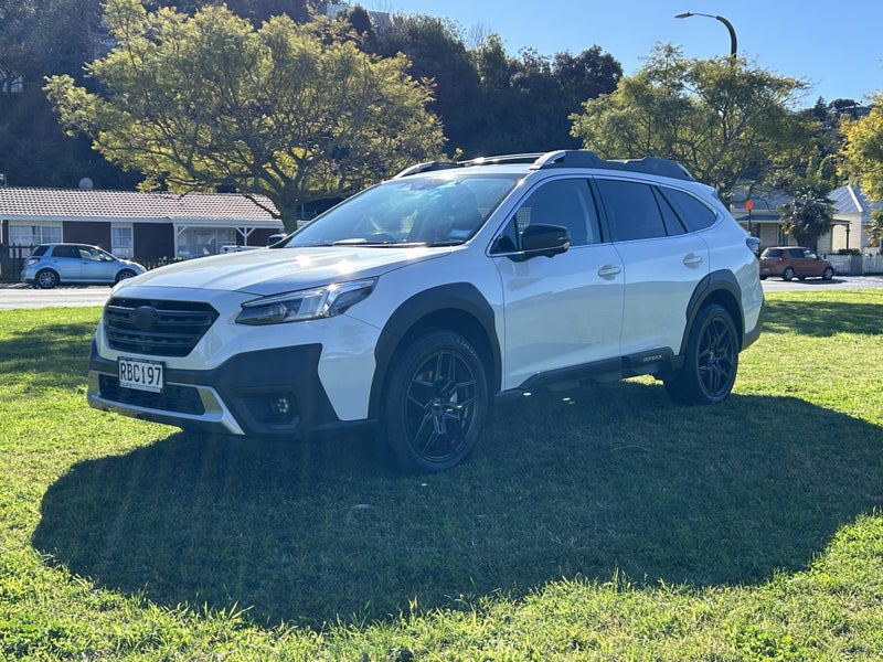 2025 Subaru Outback XT Touring 2.4Pt/4Wd image 3