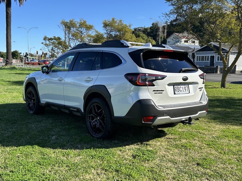 2025 Subaru Outback XT Touring 2.4Pt/4Wd image 5