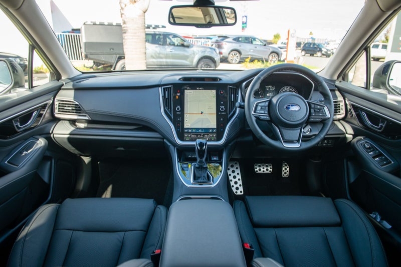 2025 Subaru Outback XT Touring 2.4Pt image 2