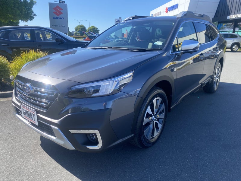 2025 Subaru Outback XT Touring 2.4T image 3