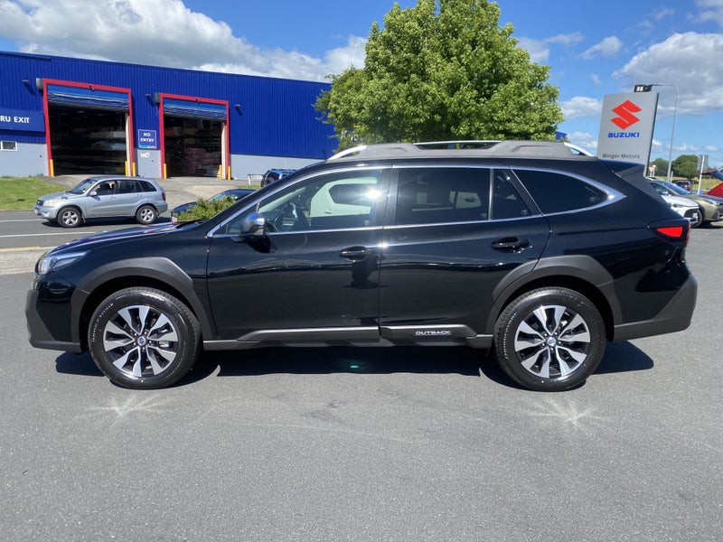 2025 Subaru Outback XT Touring 2.4T image 3