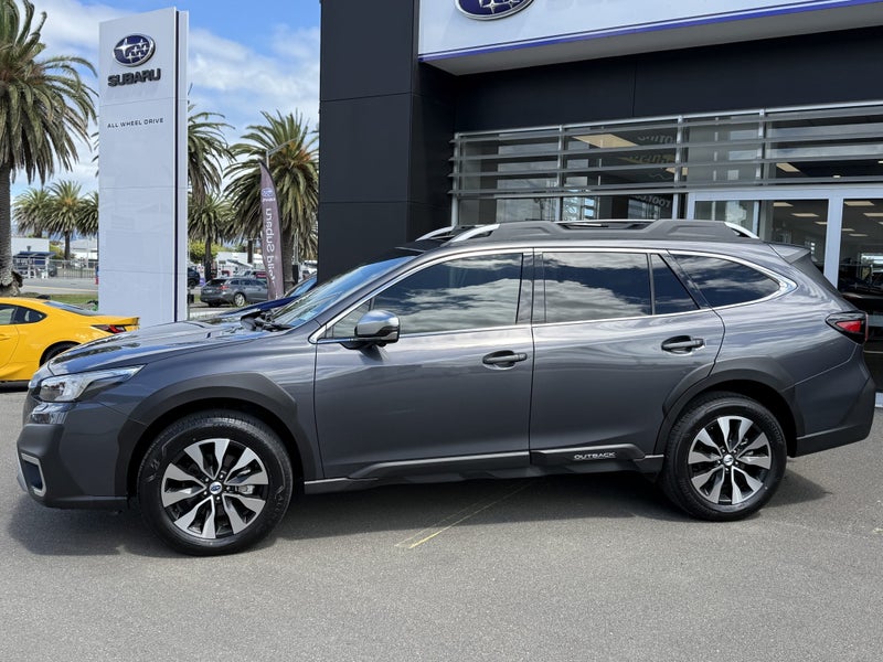 2025 Subaru Outback XT Touring image 5