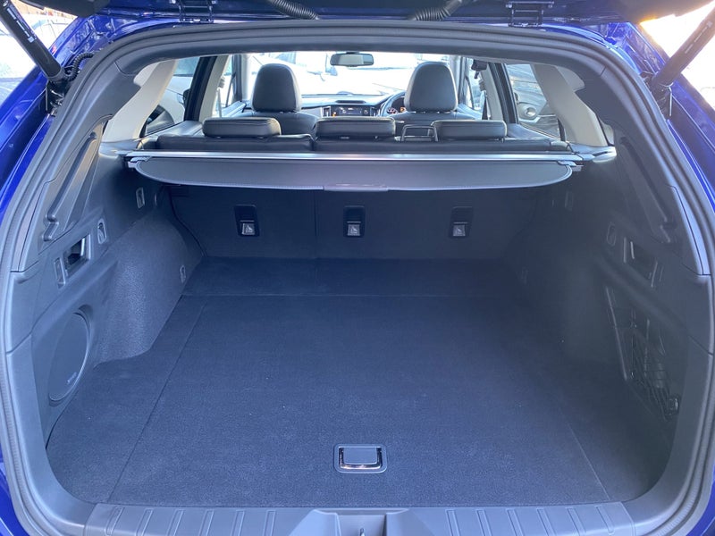 2025 Subaru Outback XT TOURING image 4