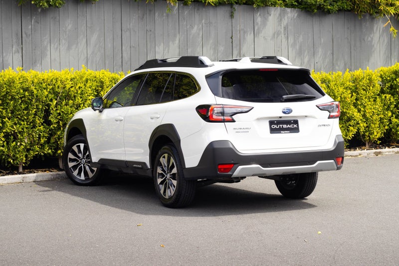 2025 Subaru Outback XT Touring image 3