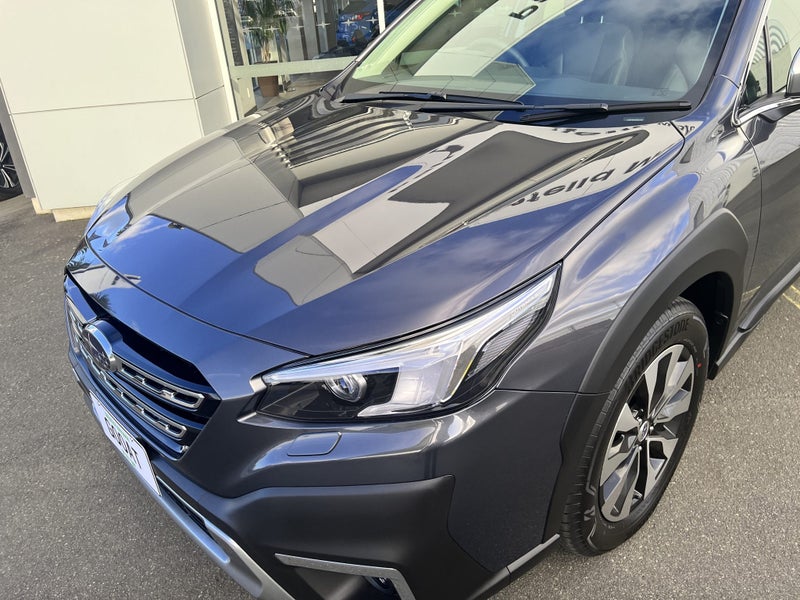 2025 Subaru Outback XT Touring image 3