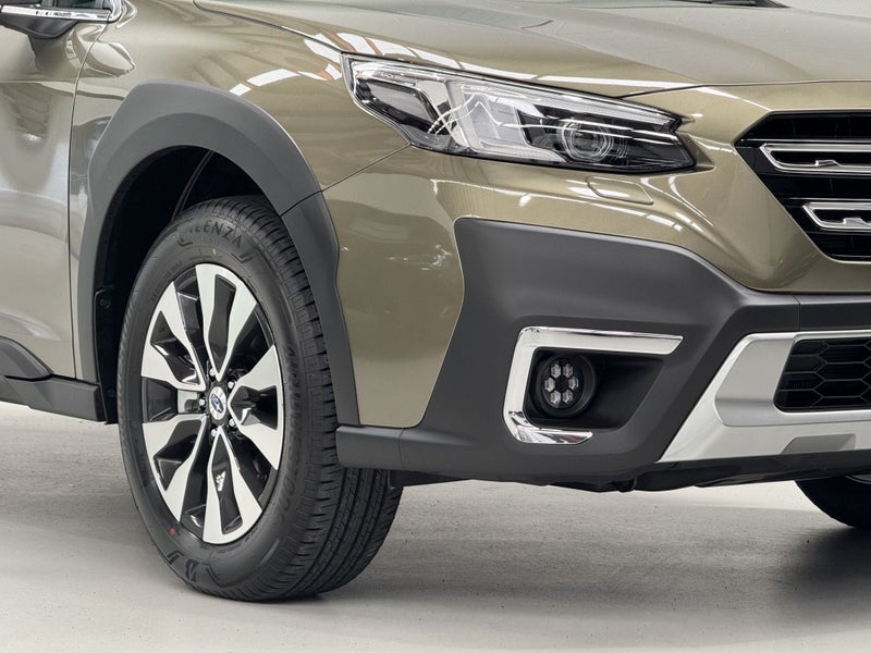2025 Subaru Outback XT TOURING TOP SPEC image 2