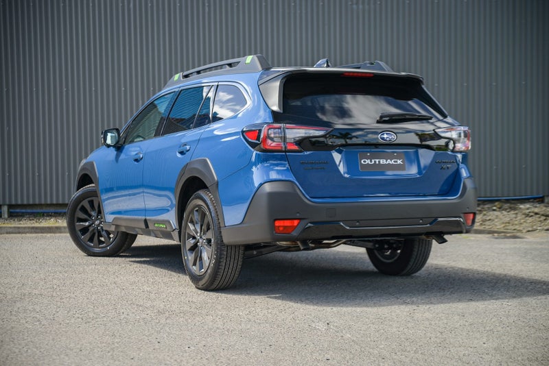 2025 Subaru Outback XTTouring 2.4 Special Edition image 4
