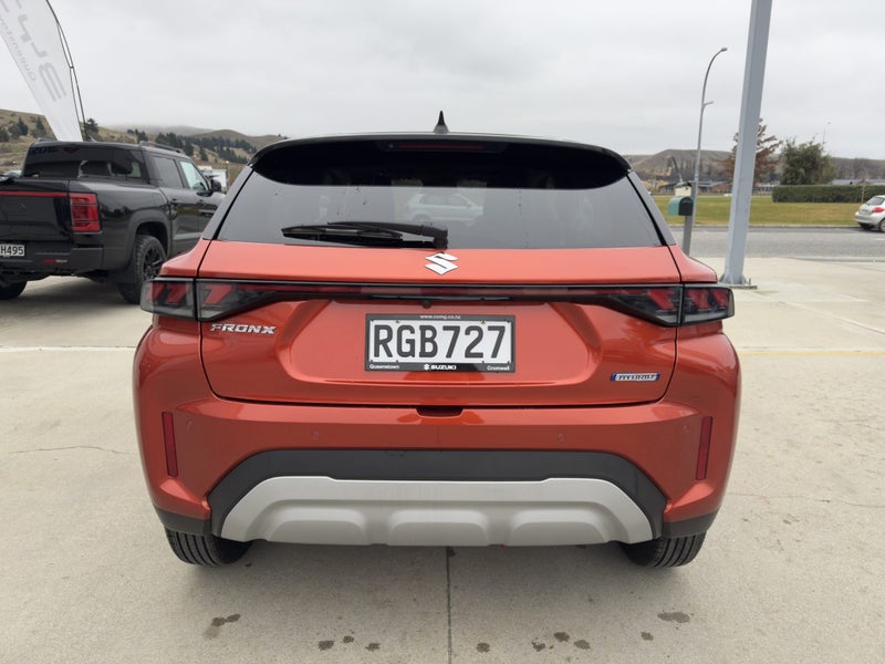2025 Suzuki Fronx 1.5 GLX Auto Hatch image 5
