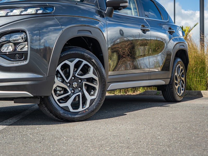 2025 Suzuki Fronx GLX 1.5 2WD Auto image 5