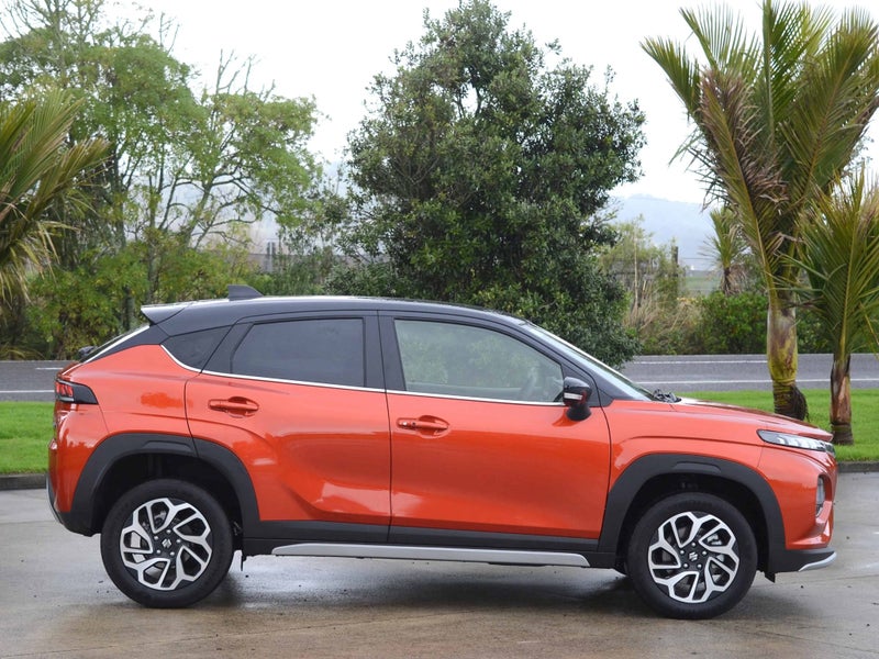 2025 Suzuki Fronx GLX 1.5 Hybrid image 2
