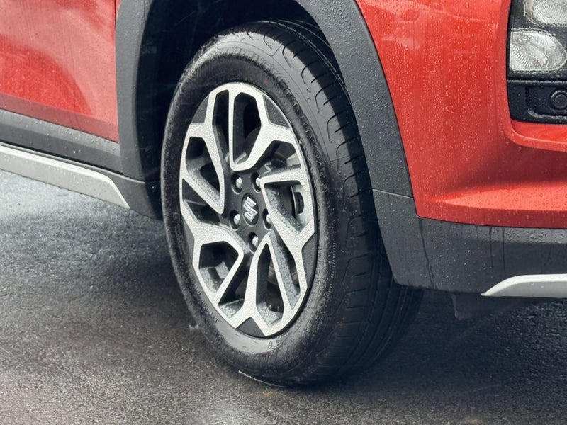 2025 Suzuki Fronx GLX 1.5 Hybrid image 3
