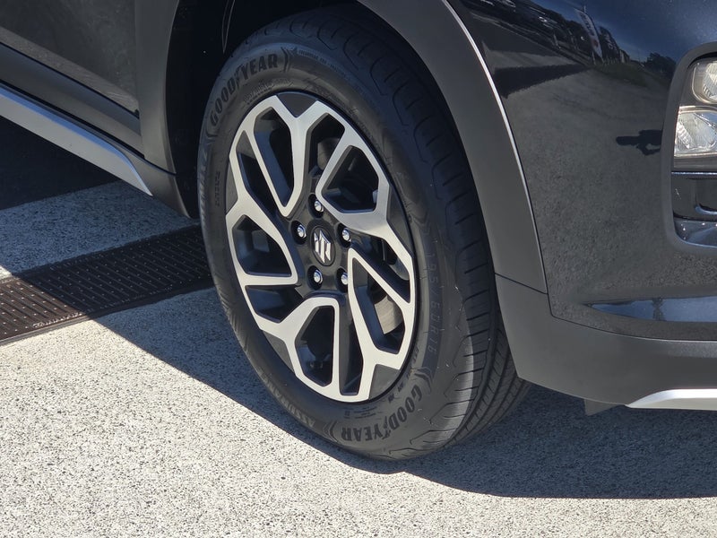 2025 Suzuki Fronx GLX Hybrid image 2