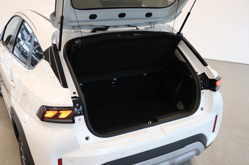 2025 Suzuki Fronx GLX Hybrid image 5