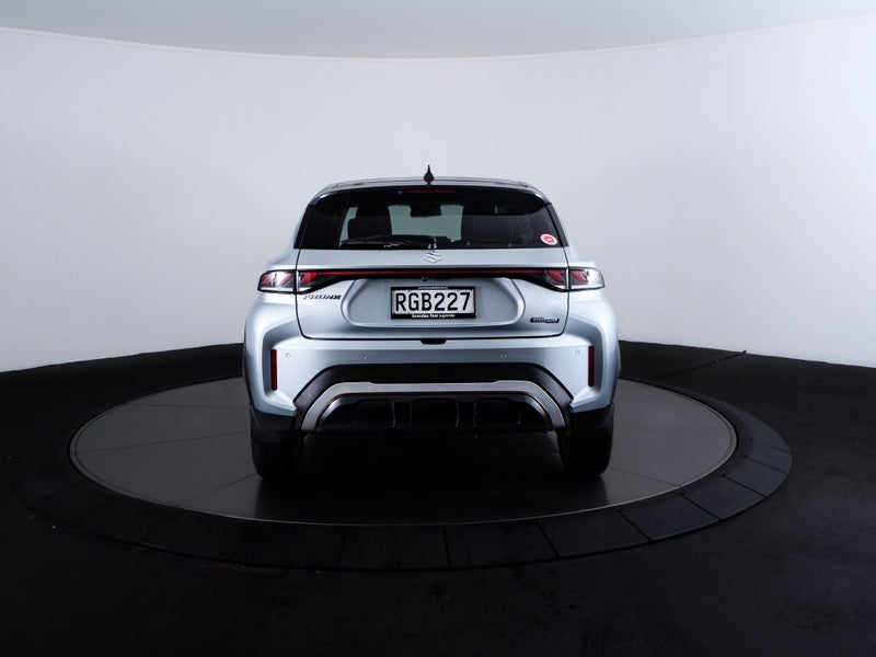 2025 Suzuki Fronx HYBRID GLX 1.5 2WD AT image 2