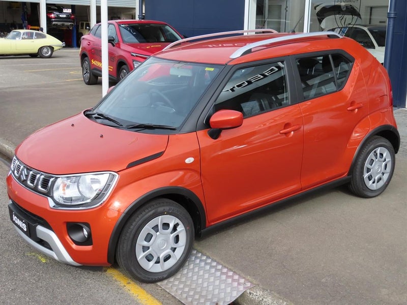 2025 Suzuki Ignis GLX AUTO image 2