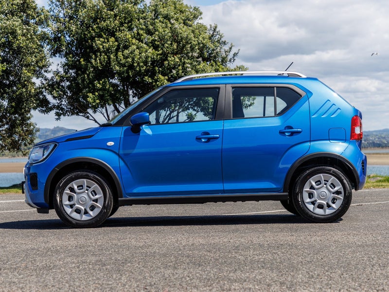 2025 Suzuki Ignis GLX MANUAL image 3