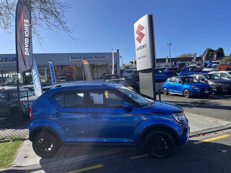 2025 Suzuki Ignis GLX PLUS SPECIAL EDITION image 4