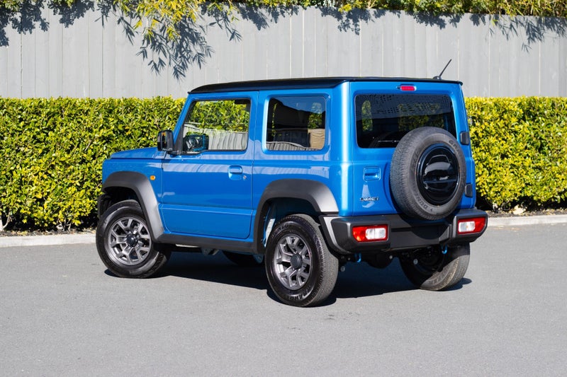 2025 Suzuki Jimny 1.5 3DR Auto image 3