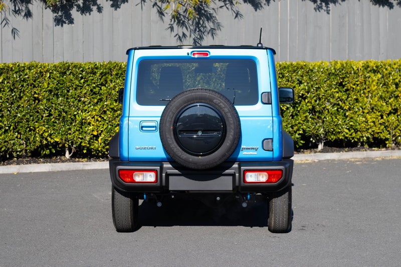 2025 Suzuki Jimny 1.5 3DR Auto image 5