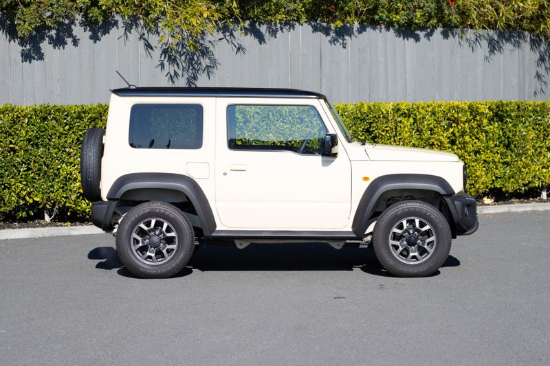 2025 Suzuki Jimny 1.5 3DR Auto image 2