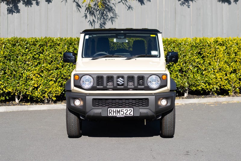 2025 Suzuki Jimny 1.5 3DR Auto image 4