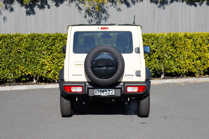 2025 Suzuki Jimny 1.5 3DR Auto image 5