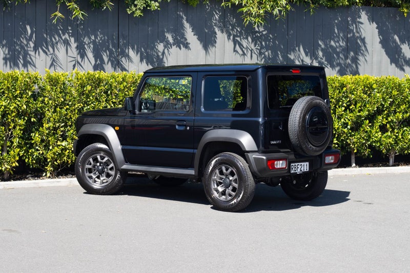 2025 Suzuki Jimny 1.5 3DR Auto image 3