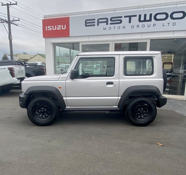 2025 Suzuki Jimny 1.5 JX Carry manual image 2