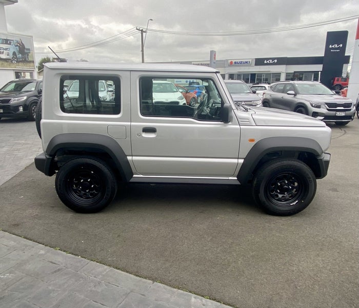 2025 Suzuki Jimny 1.5 JX Carry manual image 5