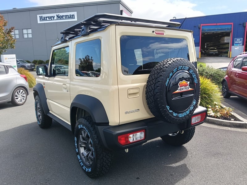 2025 Suzuki Jimny 1.5 Sierra 4AT image 4