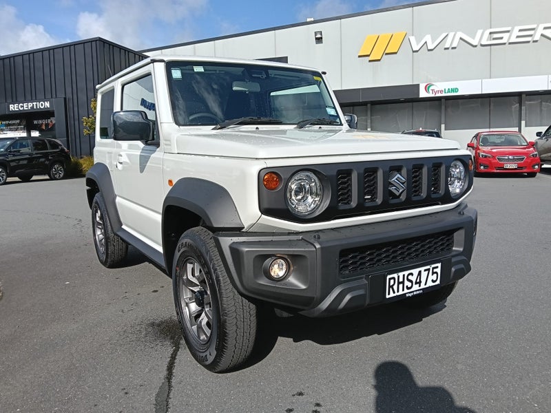 2025 Suzuki Jimny 1.5 Sierra 4AT image 1