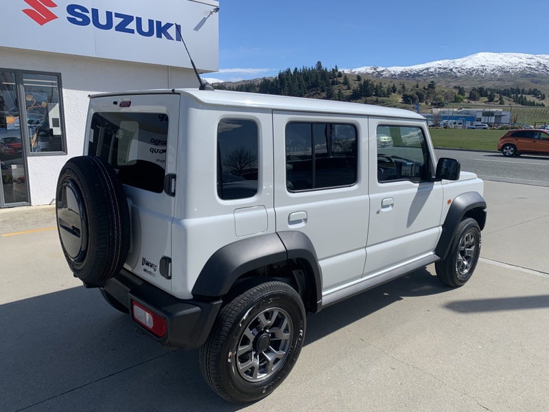 2025 Suzuki Jimny 1.5 Sierra 5 Door Auto image 4
