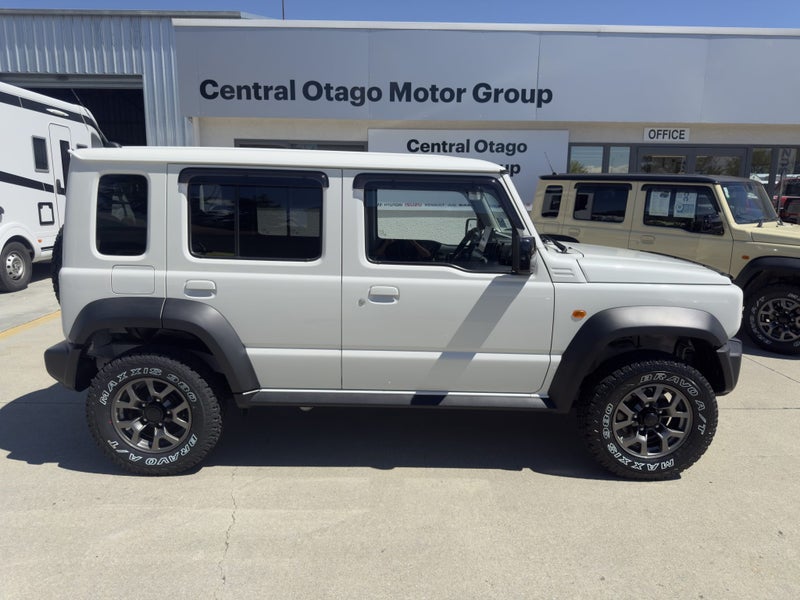 2025 Suzuki Jimny 1.5 Sierra 5 Door Manual image 3