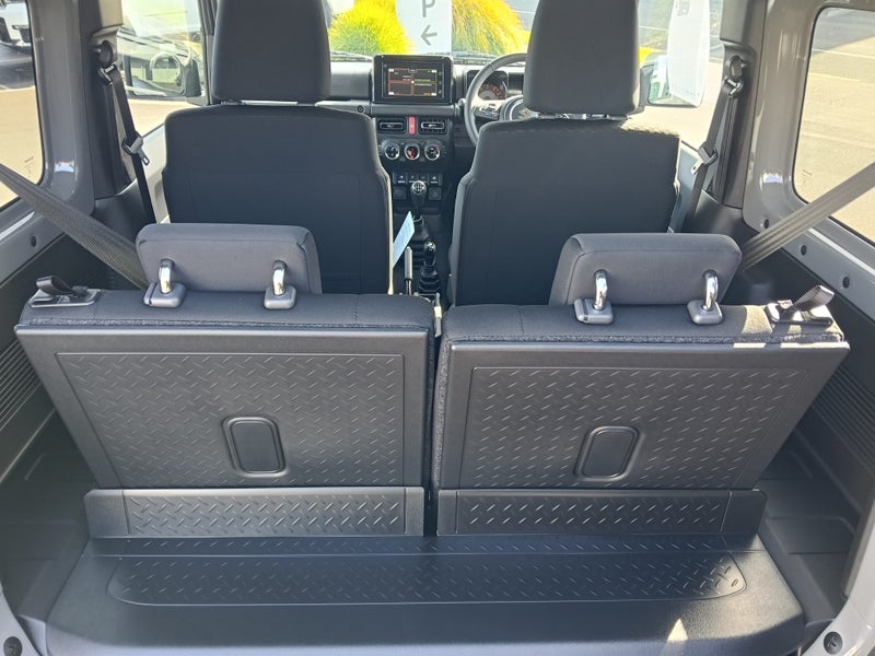 2025 Suzuki Jimny 1.5 Sierra 5MT image 5
