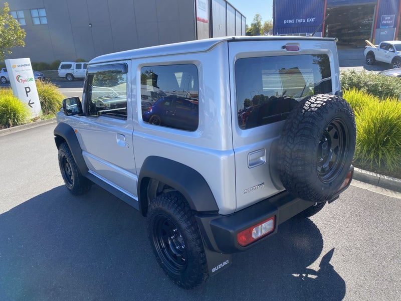 2025 Suzuki Jimny 1.5 Sierra 5MT image 4