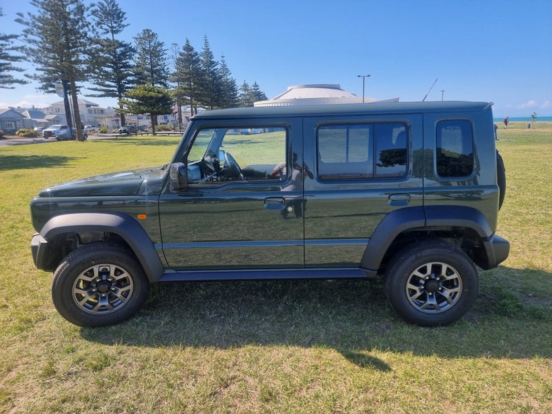 2025 Suzuki Jimny 5-Door image 4