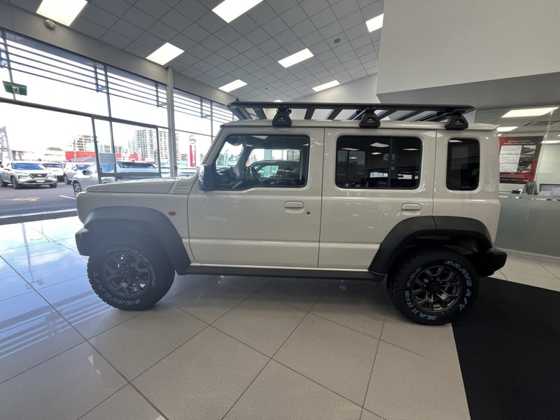 2025 Suzuki Jimny 5-Door 1.5P/4Wd/4At image 4