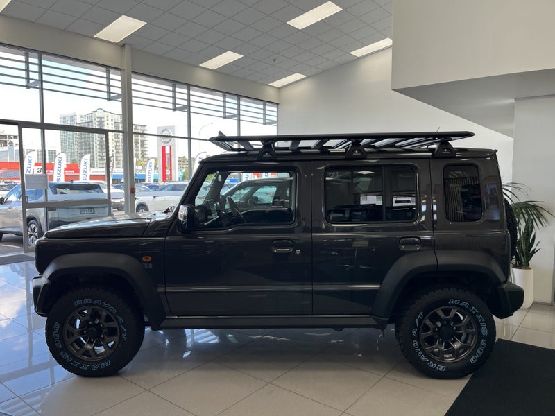 2025 Suzuki Jimny 5-Door 1.5P/4Wd/4At image 4