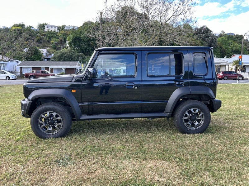 2025 Suzuki Jimny 5-Door 1.5P/4Wd/4At image 5