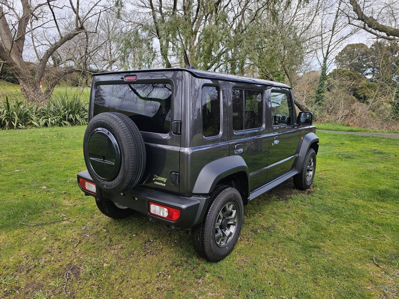 2025 Suzuki Jimny 5-DOOR 1.5P/4WD/5MT image 3