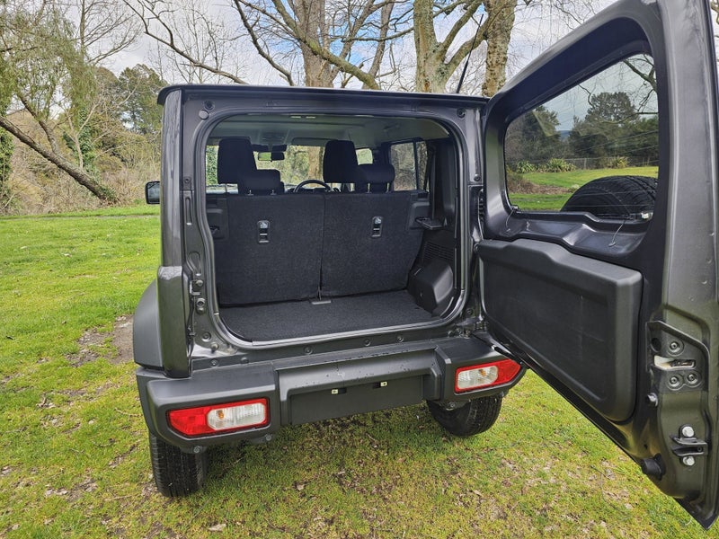 2025 Suzuki Jimny 5-DOOR 1.5P/4WD/5MT image 5