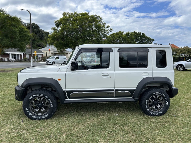 2025 Suzuki Jimny 5-Door 1.5P/4Wd/5Mt Safari Ed... image 5