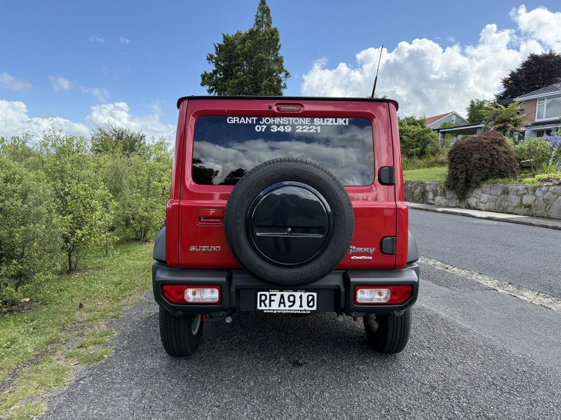 2025 Suzuki Jimny 5-DOOR image 4