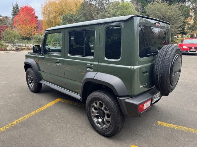 2025 Suzuki Jimny 5-Door image 4