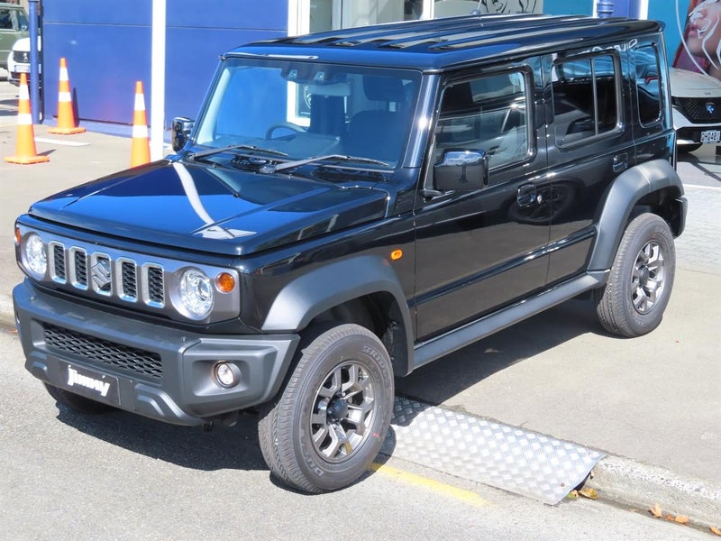 2025 Suzuki Jimny 5 DOOR MANUAL image 2