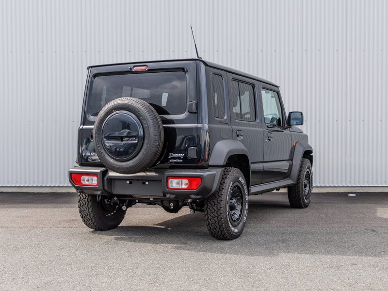 2025 Suzuki Jimny 5-DOOR MANUAL 4WD image 3