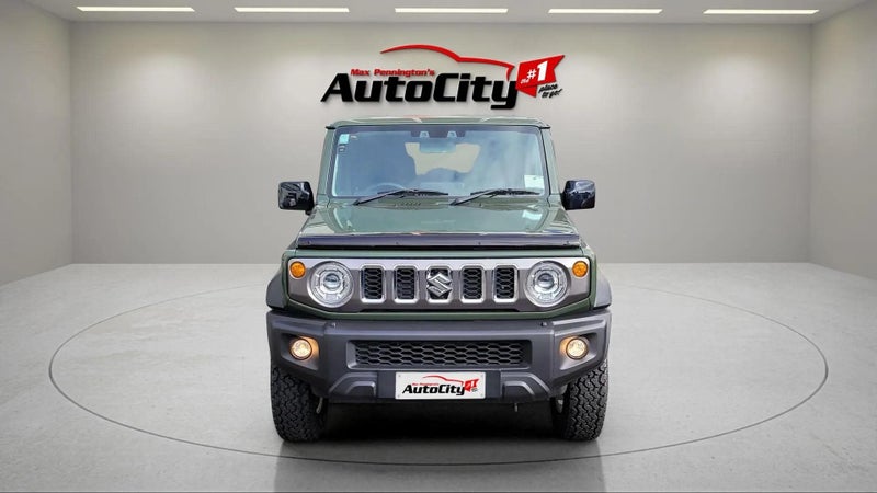 2025 Suzuki Jimny 5-Door Safari Edition image 2