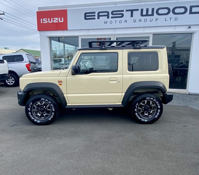 2025 Suzuki Jimny Sierra 1.5 JLXD 5MT image 2