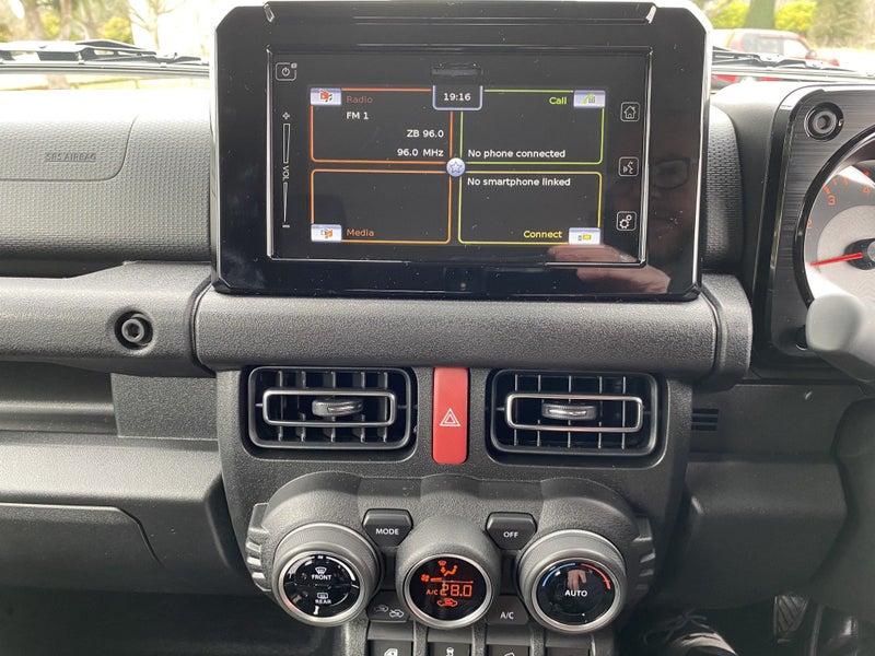 2025 Suzuki Jimny SIERRA 1.5P/4WD/5MT image 2