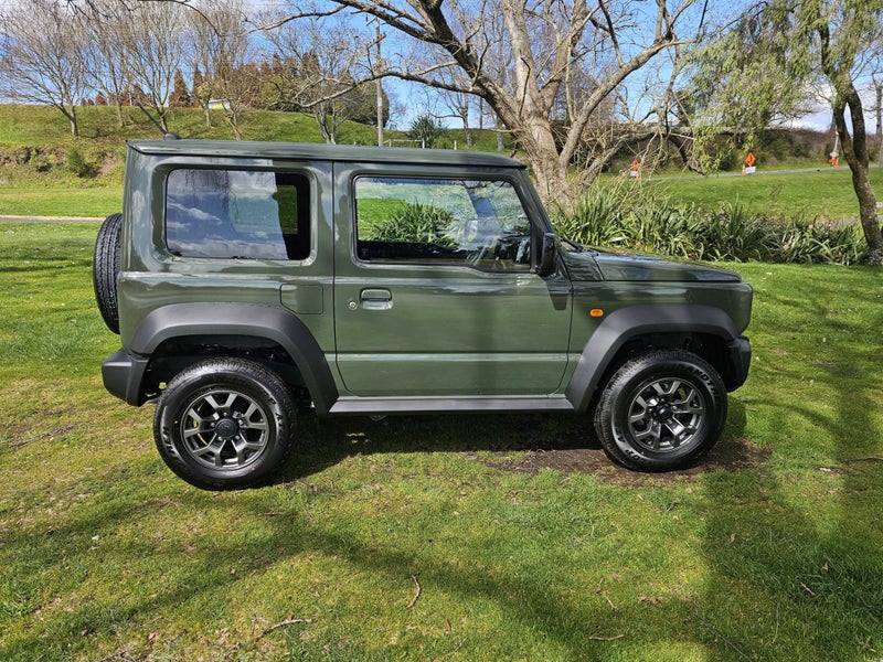 2025 Suzuki Jimny SIERRA 1.5P/4WD/5MT image 2